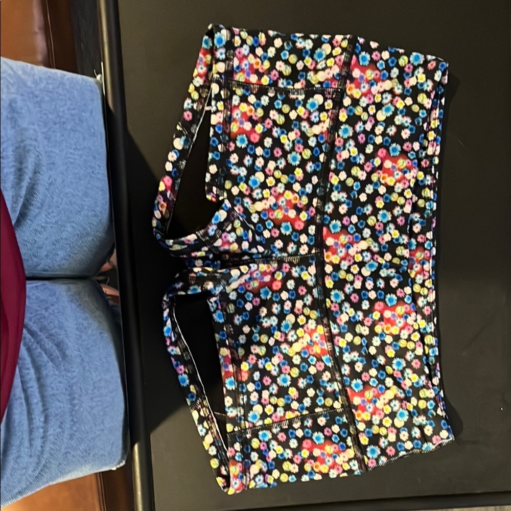 FLEO Colorful Floral Print Shorts